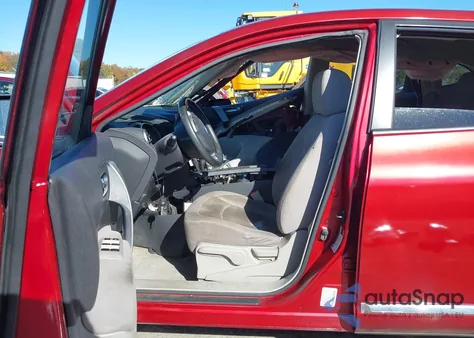 2012 Nissan Rogue S из США, поврежденный, VIN JN8AS5MT2CW262785